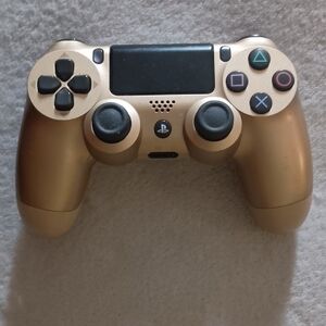 Gold Wireless Controller for PlayStation